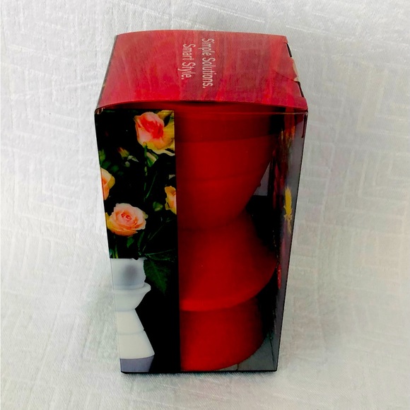 $10 SALE! 6 In One Reforms Convertible Silicone Leakproof Unbreakable Bud Vase - Picture 2 of 9